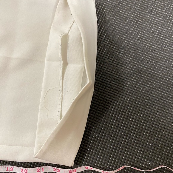 White wide leg capris dress pants - Picture 5 of 5